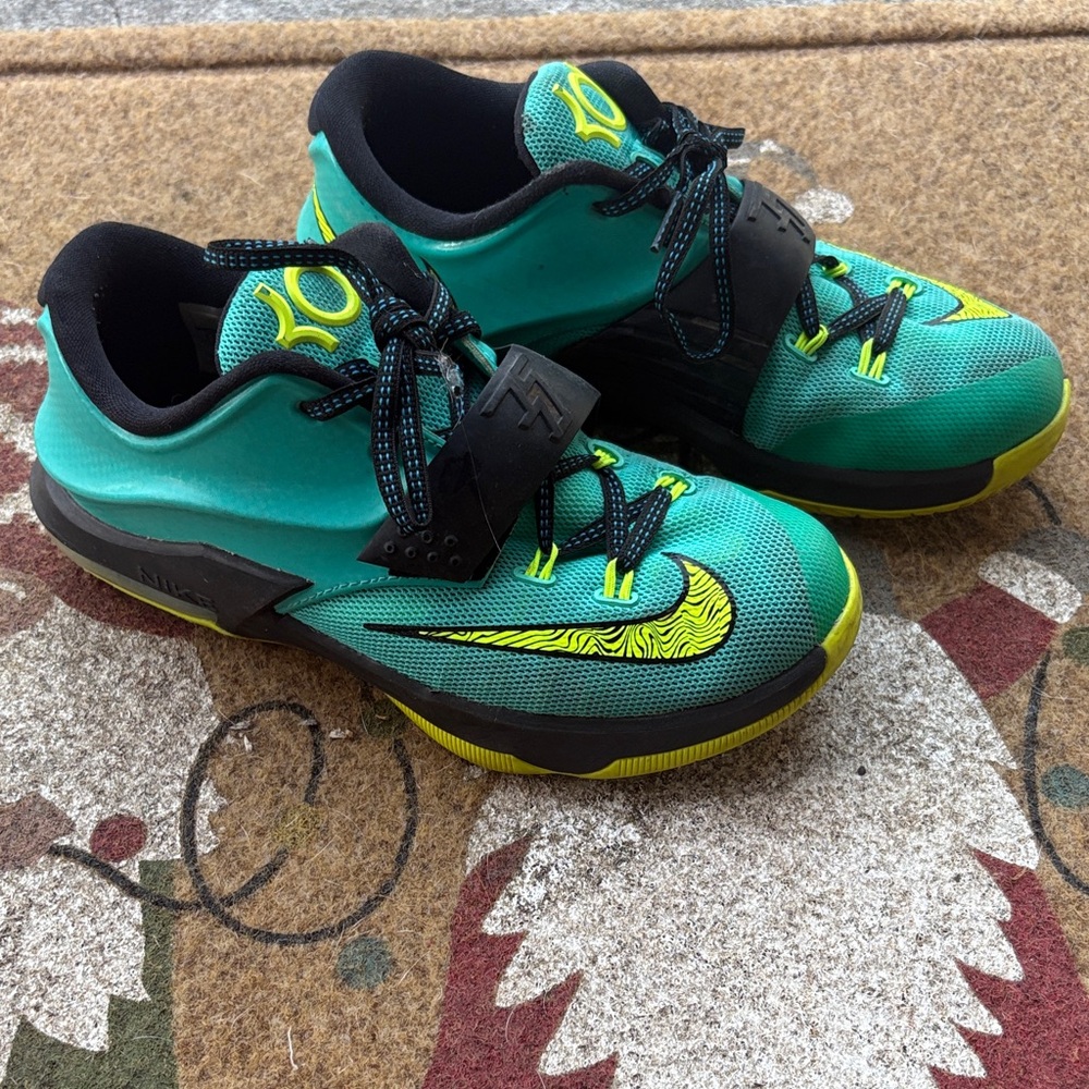 Nike Kids' Kevin Durant Basketball Shoes